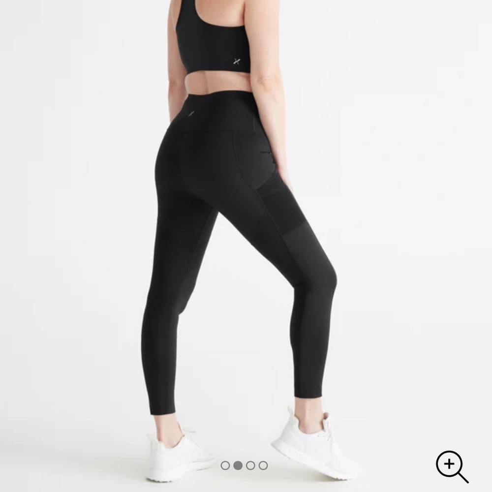 Knix LeakStrongTM Leakproof Legging black leggings size large